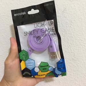 Light Up Smiley Cable for Android
